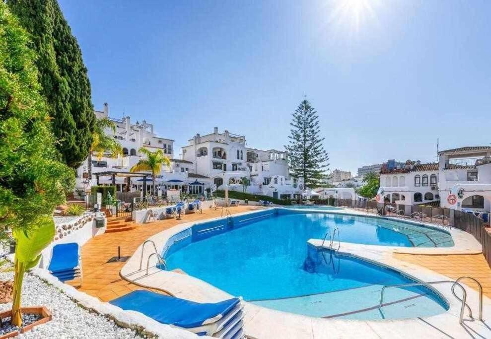 797 Hr - Pueblo Evita- Andalusian Apartment With Terrace. Benalmádena Εξωτερικό φωτογραφία