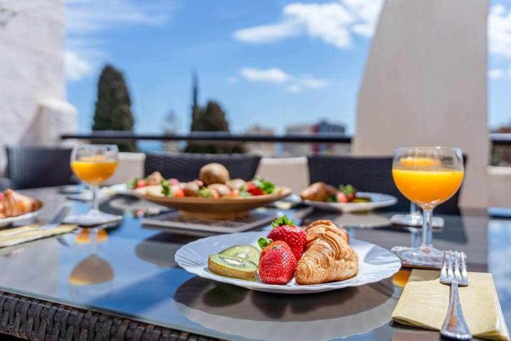 797 Hr - Pueblo Evita- Andalusian Apartment With Terrace. Benalmádena Εξωτερικό φωτογραφία